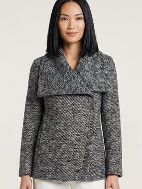 NWT XS pea coat. Textured pea coat jacket. Modern Urban City Girl